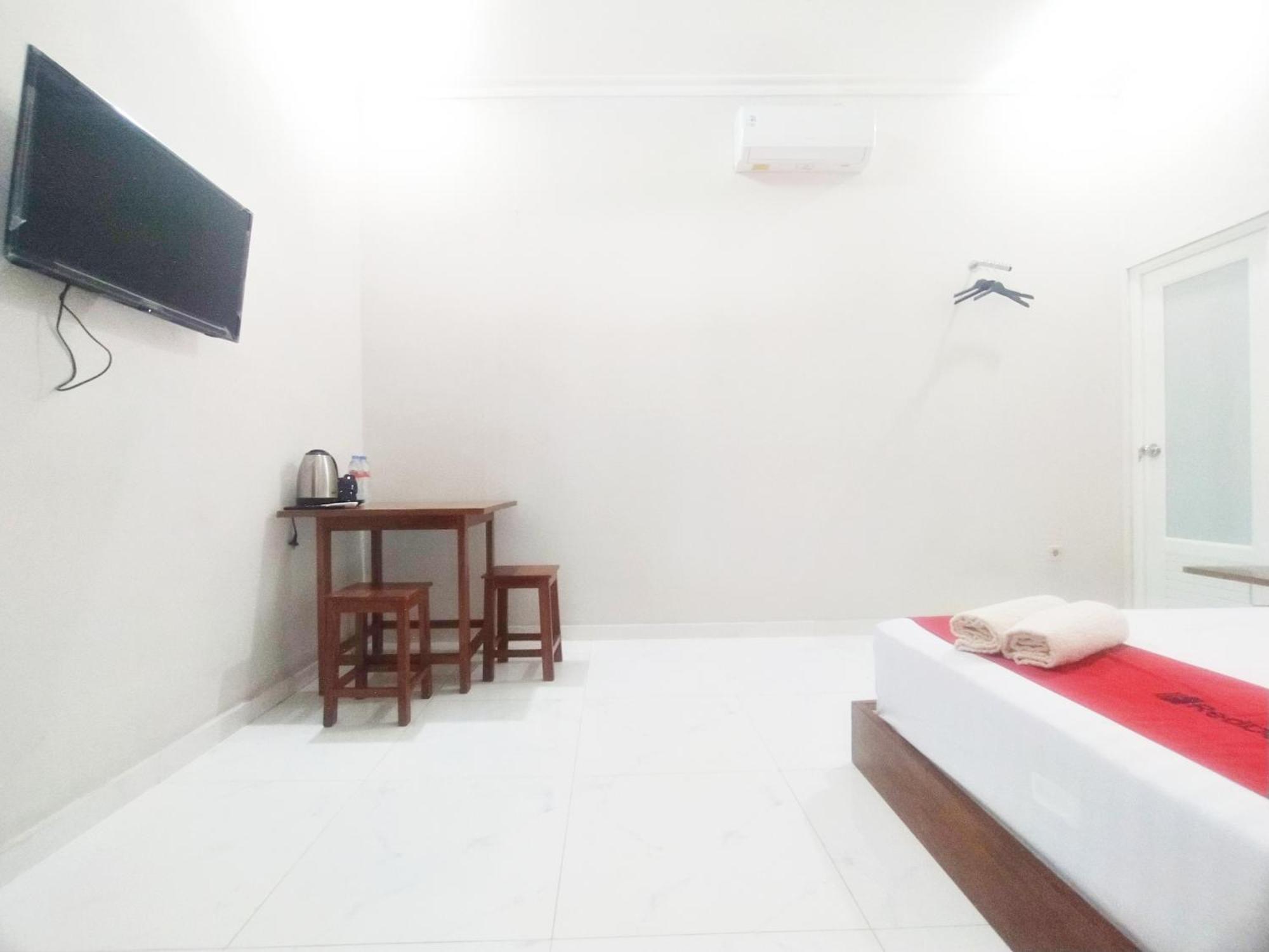 Reddoorz Syariah Near Stasiun Purwokerto Hotel Eksteriør billede