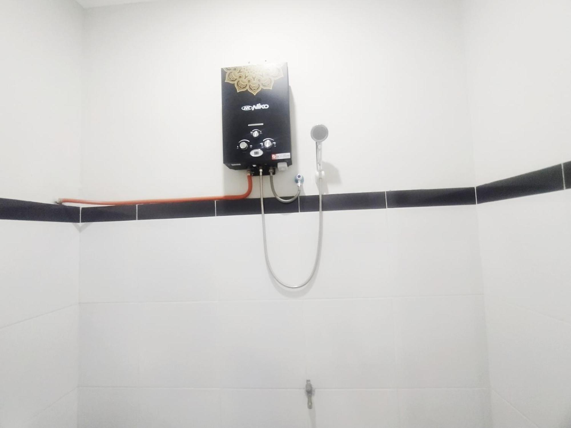 Reddoorz Syariah Near Stasiun Purwokerto Hotel Eksteriør billede