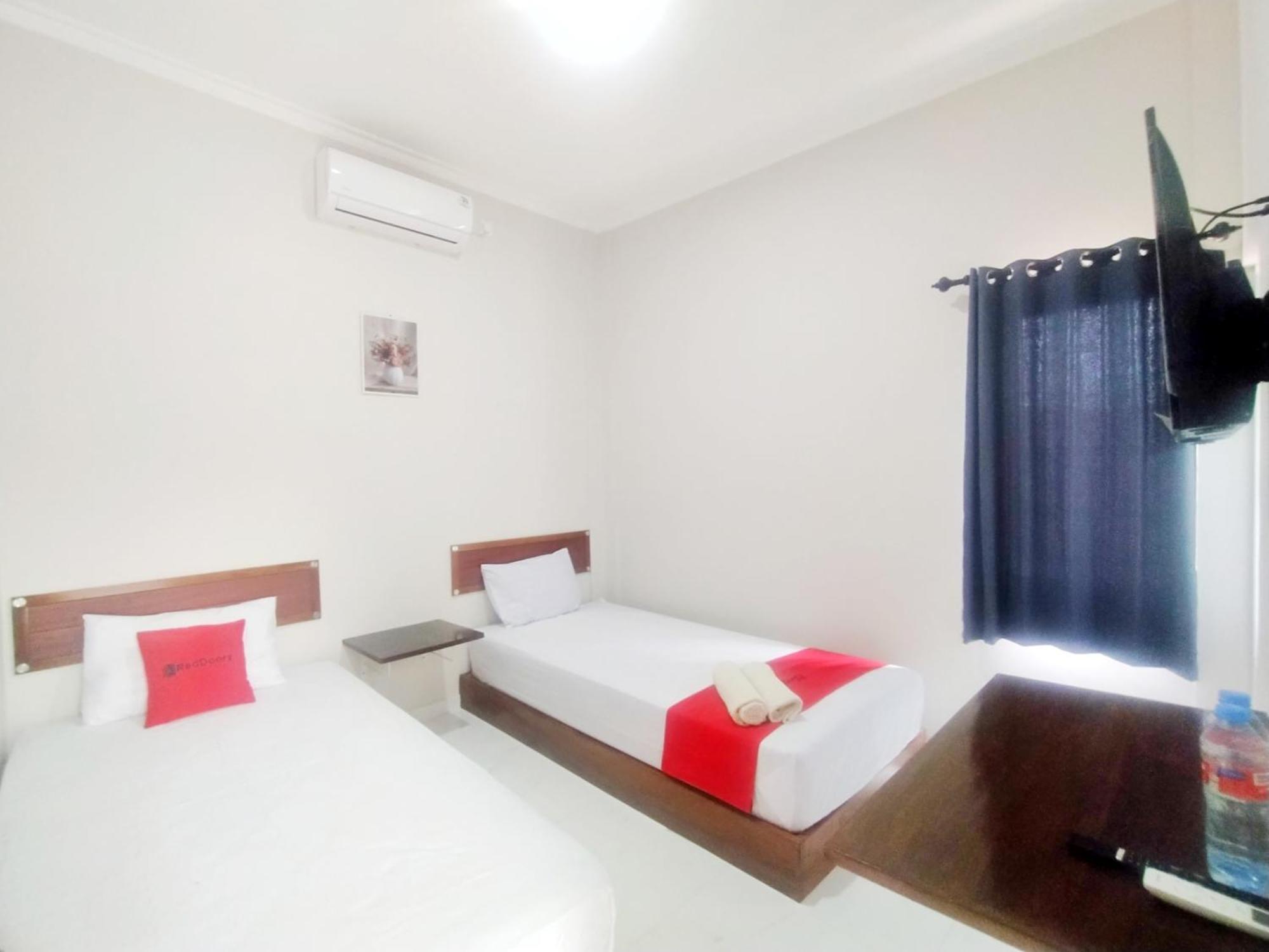 Reddoorz Syariah Near Stasiun Purwokerto Hotel Eksteriør billede
