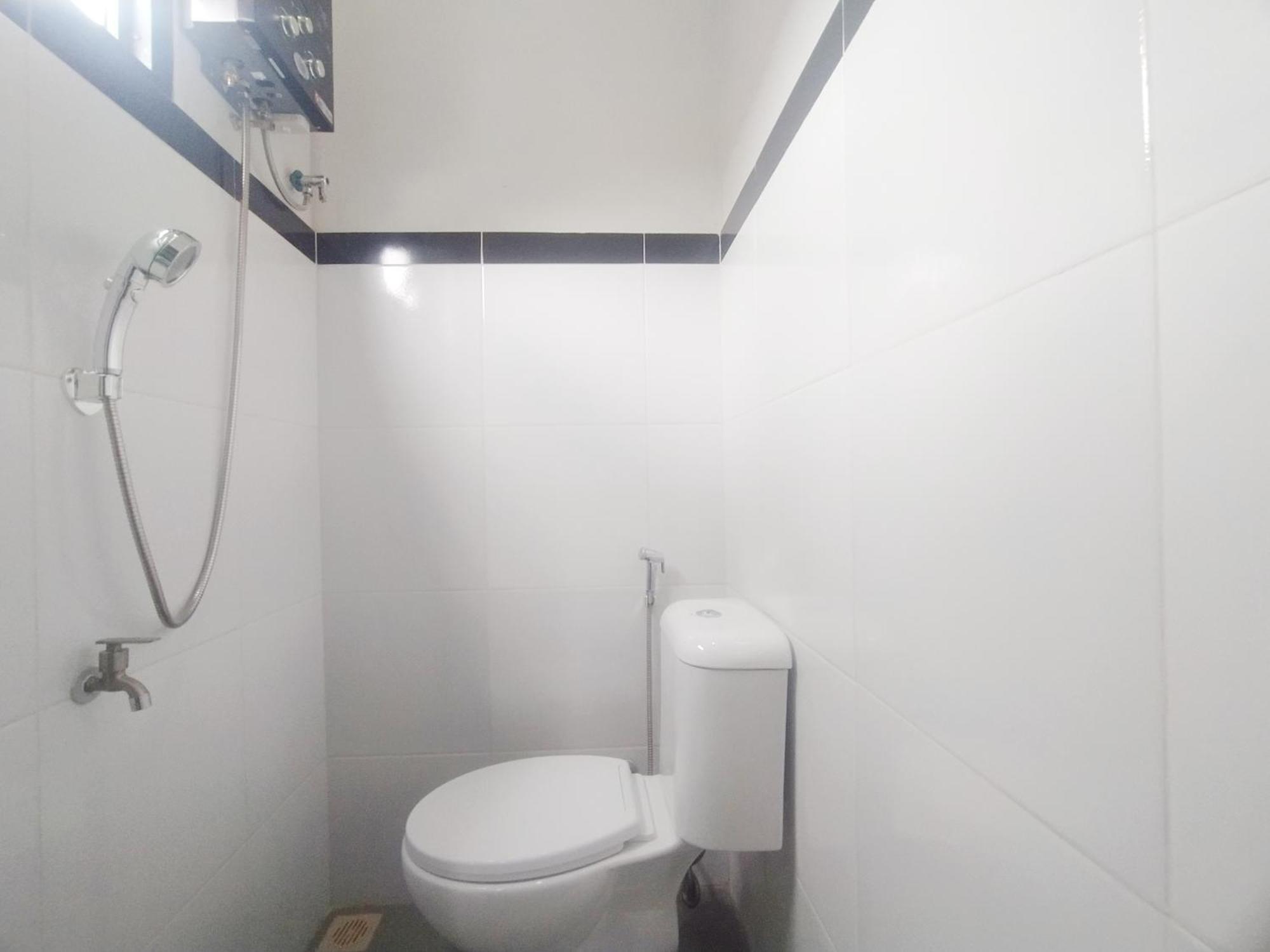 Reddoorz Syariah Near Stasiun Purwokerto Hotel Eksteriør billede