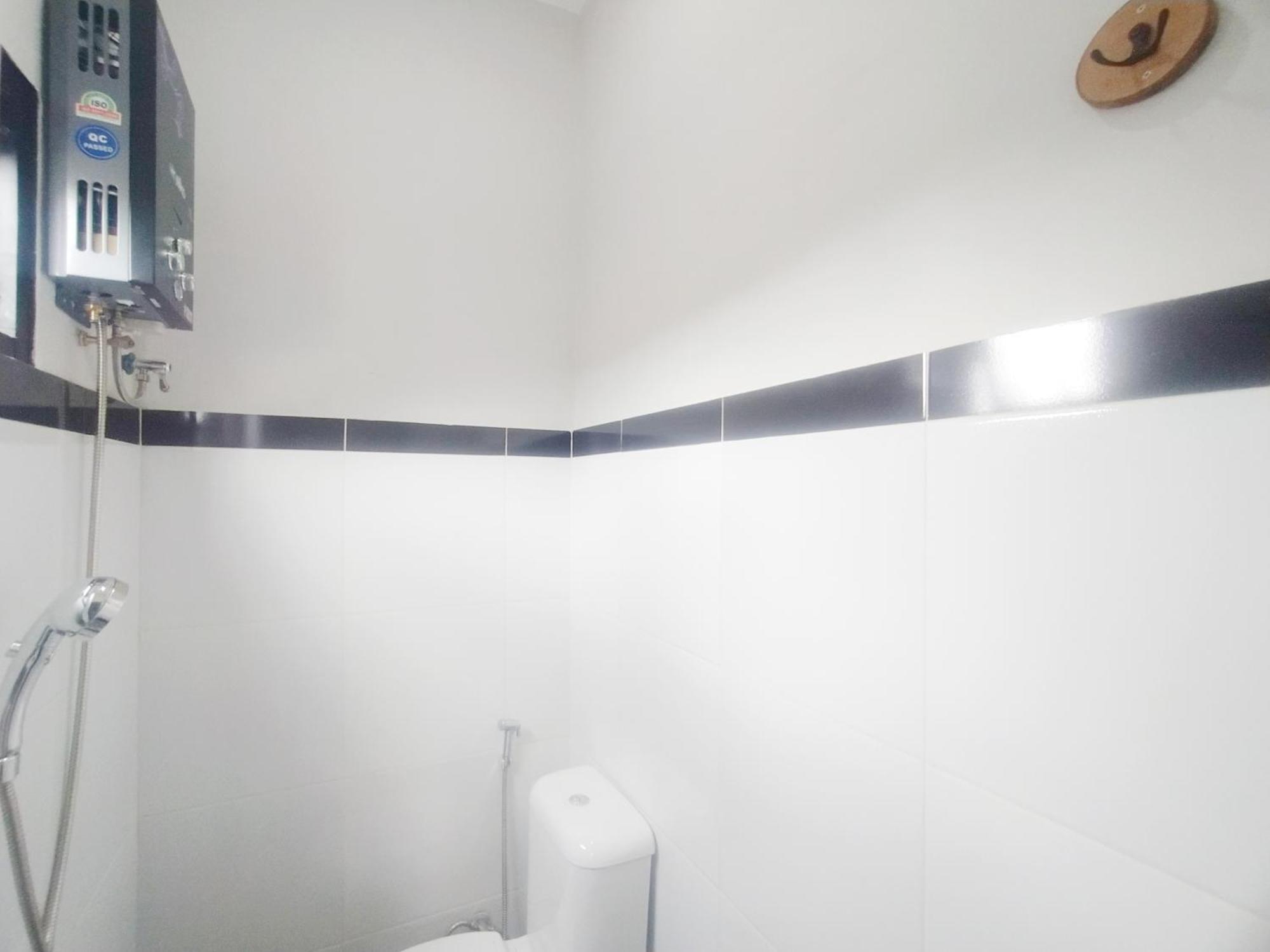 Reddoorz Syariah Near Stasiun Purwokerto Hotel Eksteriør billede